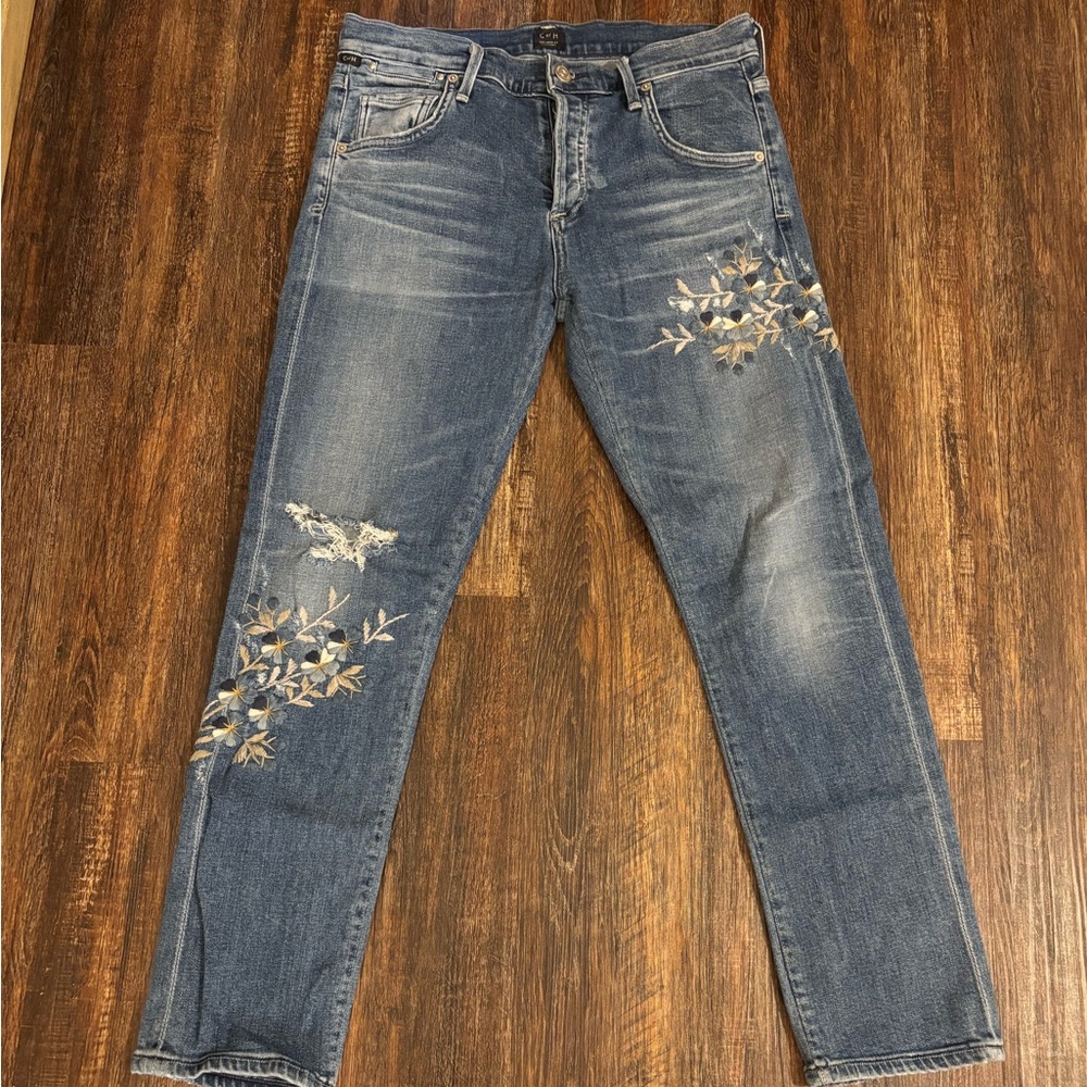 Citizens of Humanity Blue Jeans with Embroidered Design